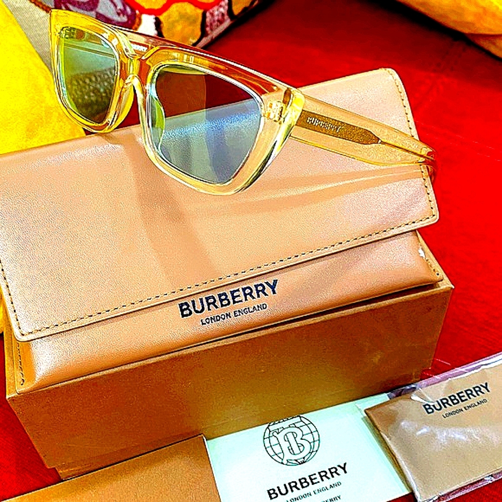 Burberry B 4321 Yellow Transparent Rectangular Sunglasses EUC